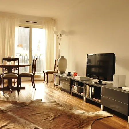 Top Location, Unique Brightness, Space And Comfort For An Unforgettable Apartment *