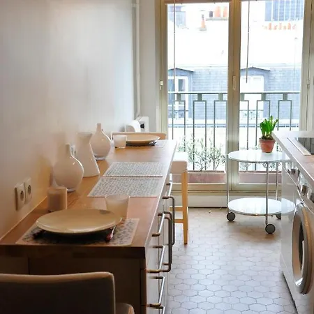 Apartment Top Location, Unique Brightness, Space And Comfort For An Unforgettable Paris